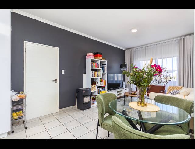 2 BEDROOM APARTMENT TO LET IN PARKLANDS NORTH